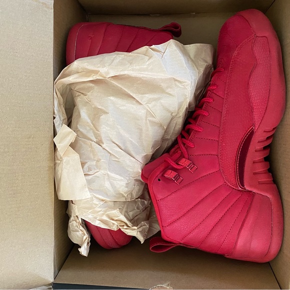 Nike Air Jordan 12 Retro Gym Red - Picture 2 of 15